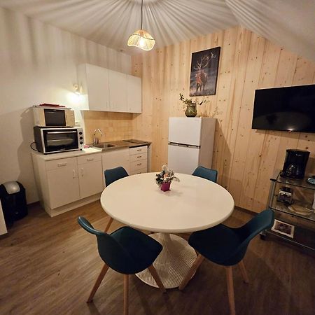 Gite Eglantine 2 A 6 Personnes Avec Spa Et Salle De Jeux Dans La Residence Ventron Eksteriør bilde